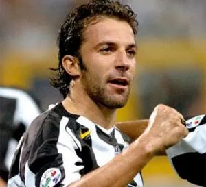 Del Piero attaque Facebook