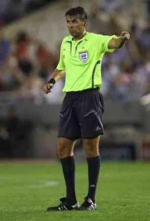 Un Ballon d&rsquo;Or pour arbitres ?