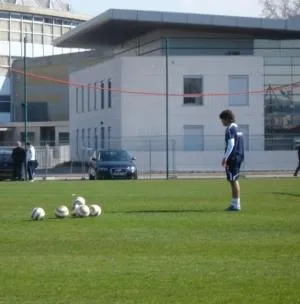 OL – Tola Vologe part à vau-l&rsquo;eau