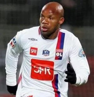 Boumsong se voit finir à Lyon