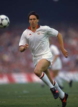 Van Basten, proche de Milan ?