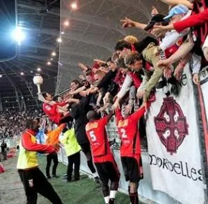 Rennes – En rouge et noir, j’exilerai mes peurs