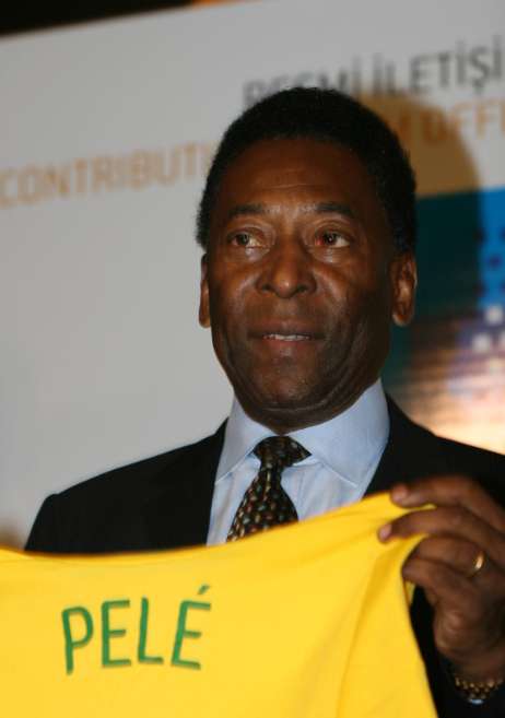 Pelé contre les dérives salariales