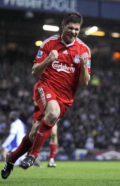 Xabi Alonso bien à Liverpool