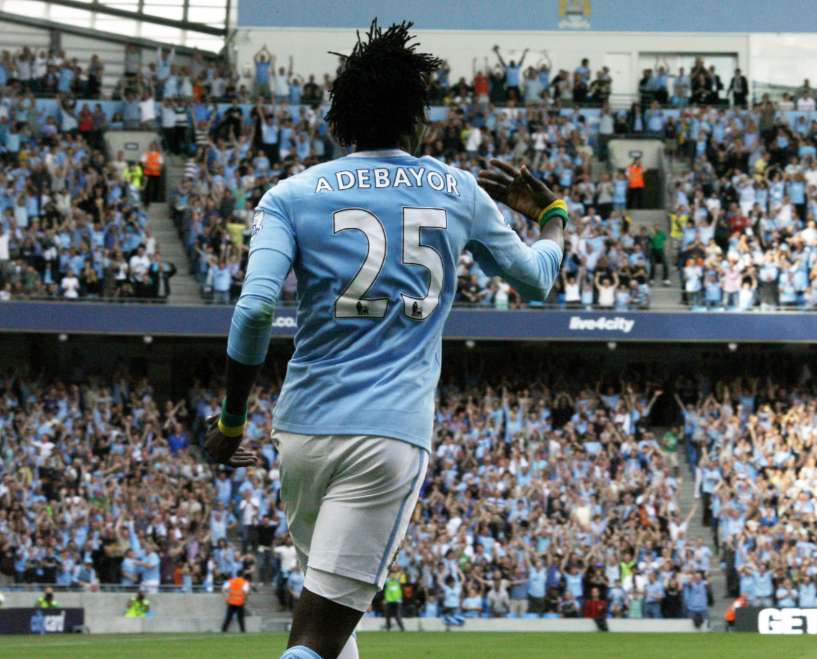 Adebayor sort les crocs