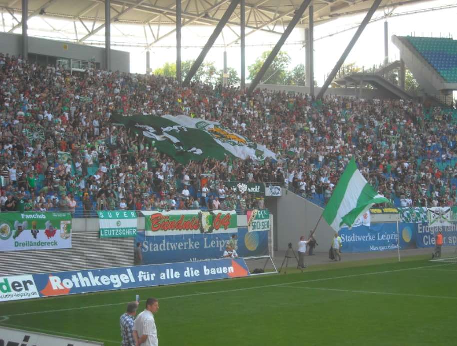 Leipzig : Cheminots contre chimistes