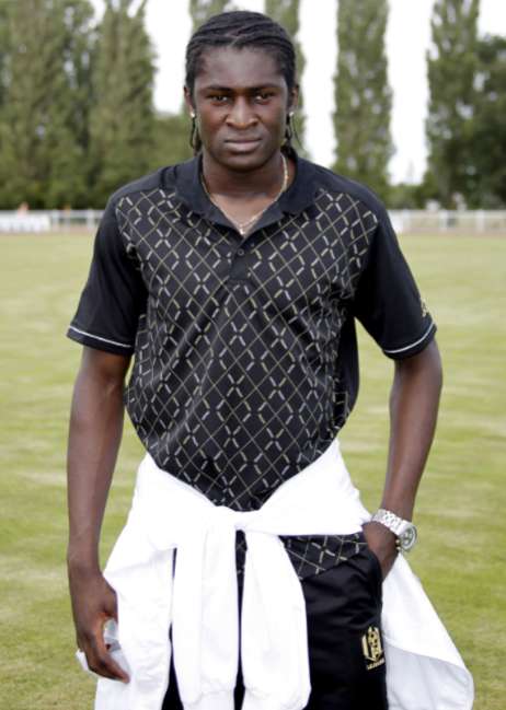 D.Ovono : «Je ne prends pas beaucoup de buts»