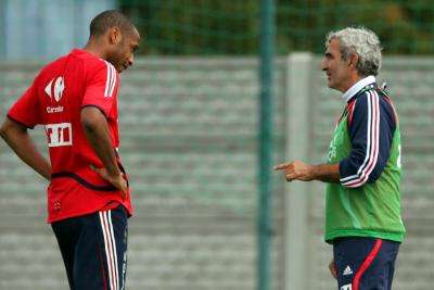 EdF : Thierry Henry dézingue Domenech…