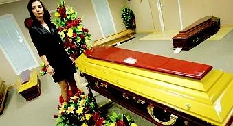 Un cercueil pour les supporters lensois