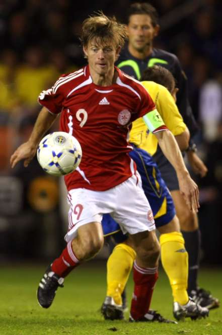 Jon Dahl Tomasson, pour un record