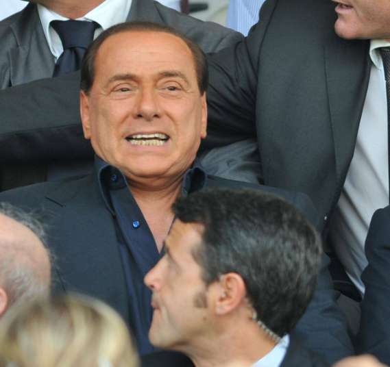 Berlusconi vers la vente du Milan ?