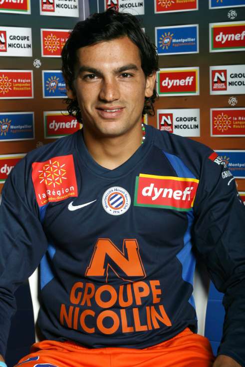 Tino Costa flingue les Bleus