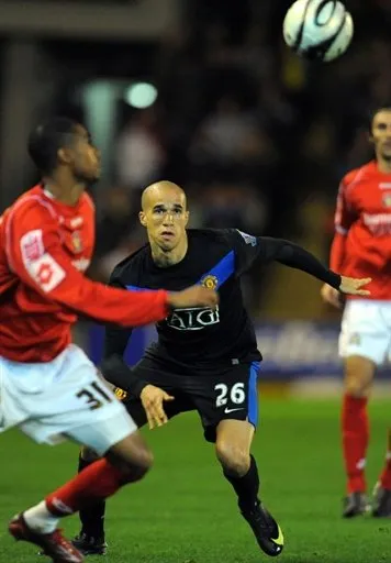 Barnsley retourné par des fans de MU
