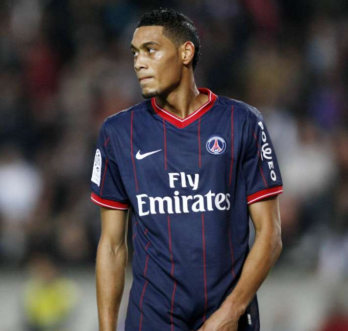 Hoarau encore blessé ?