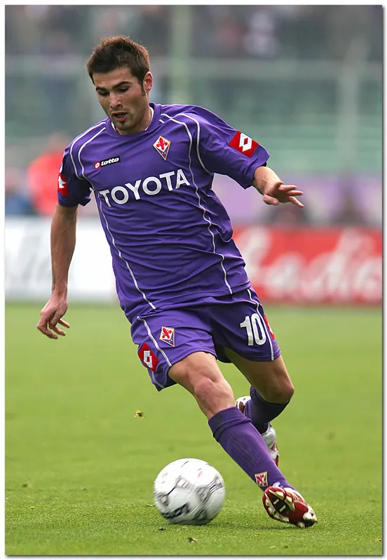 Mutu gagne le match aller contre Chelsea