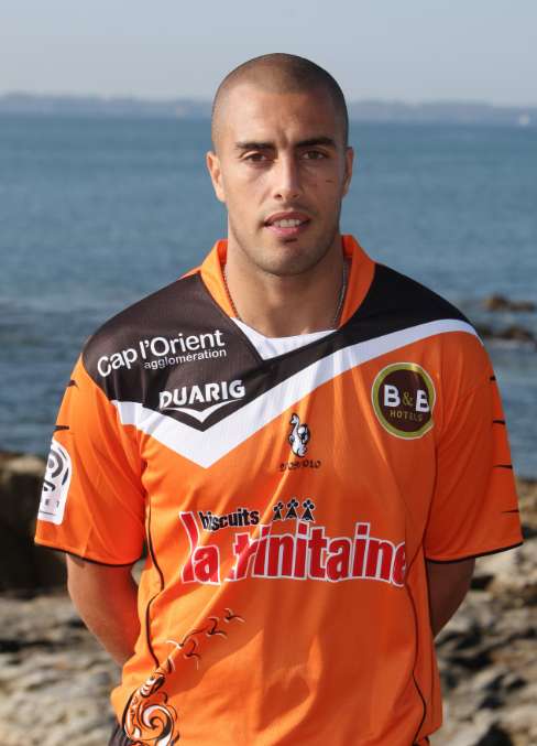 Mansouri recrute pour l&rsquo;Algérie