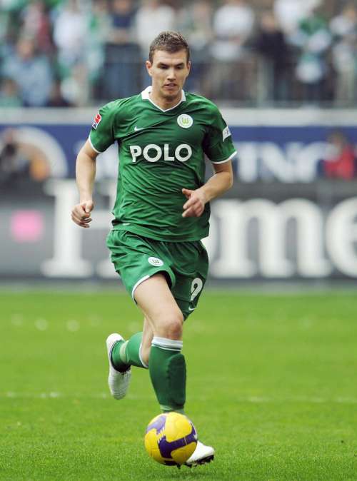 Dzeko à Turin, Fabiano à Milan ?