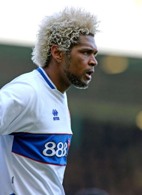 Appelez-moi Faysal !