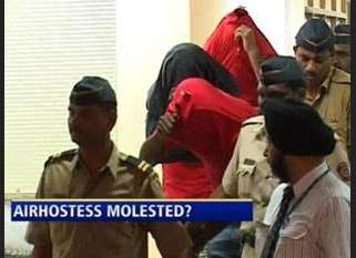 Indiens, hôtesse de l&rsquo;air et molestage