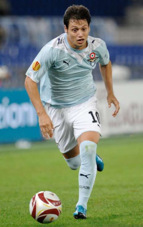 Zarate reste à Rome