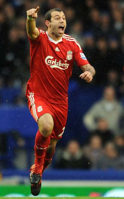 Mascherano prend 4 matches