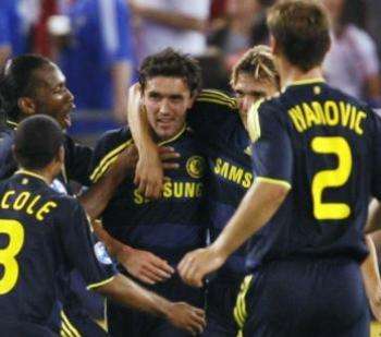 Zhirkov cherche la sortie