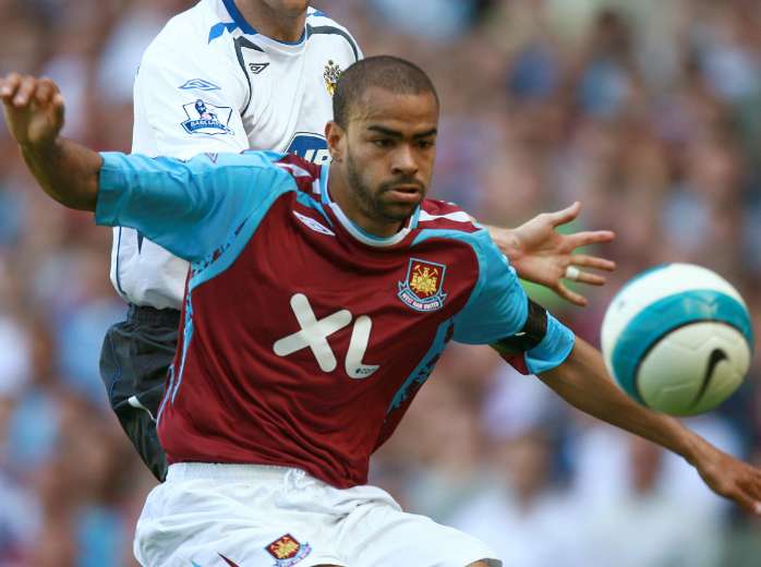 Kieron Dyer, forcé d&rsquo;arrêter?