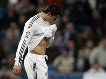 Le Real sifflé chez lui