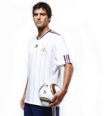 Un nouveau maillot pour les Bleus