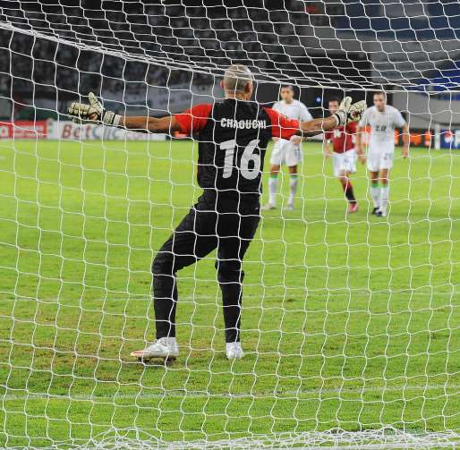 Qui pour succéder à Mandanda ?