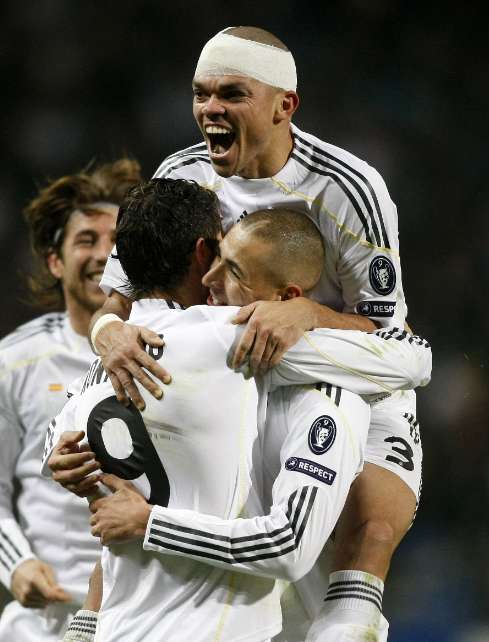Pepe soutenu par C.Ronaldo