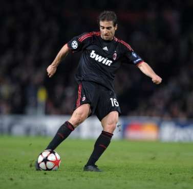Flamini prolongé ?