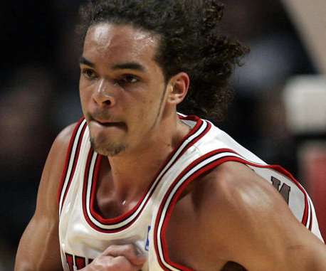 Joachim Noah kiffe le foot