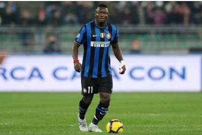 Muntari se fait Sneijder