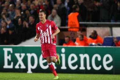 Chamakh recrute