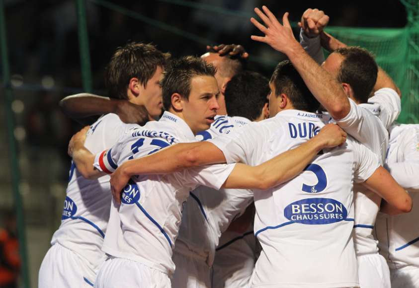 Auxerre reprend le contrôle