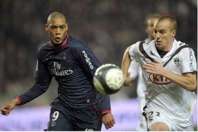 Hoarau reste à Paris