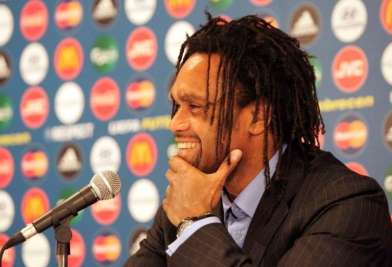 Karembeu se paye le Real