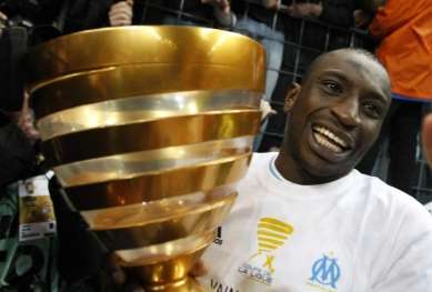 Niang gifle un supporter