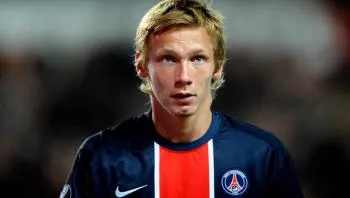 Chantôme fait du pied à Wenger