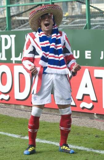 Photo: Nacho Novo fête les Rangers
