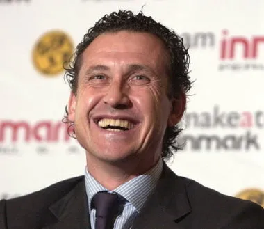 Valdano lorgne sur le Barça