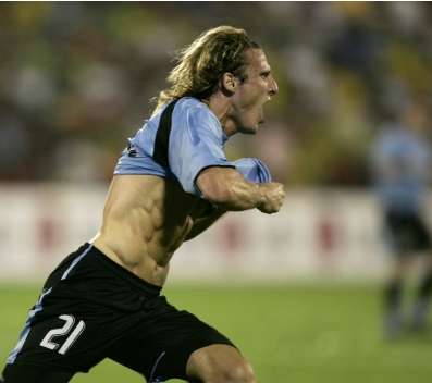 Forlan doit choisir