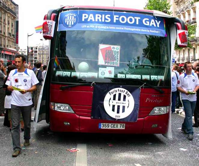 «Ça ne choque pas certains qu&rsquo;on traite les gens de pédés<span style="font-size:50%">&nbsp;</span>»