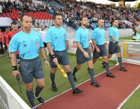 L&rsquo;arbitrage à cinq se poursuit