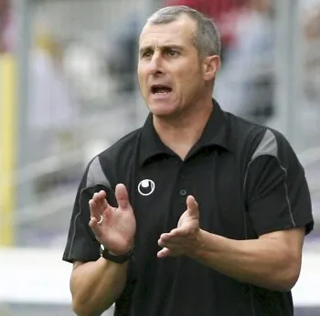 Casanova plaide coupable