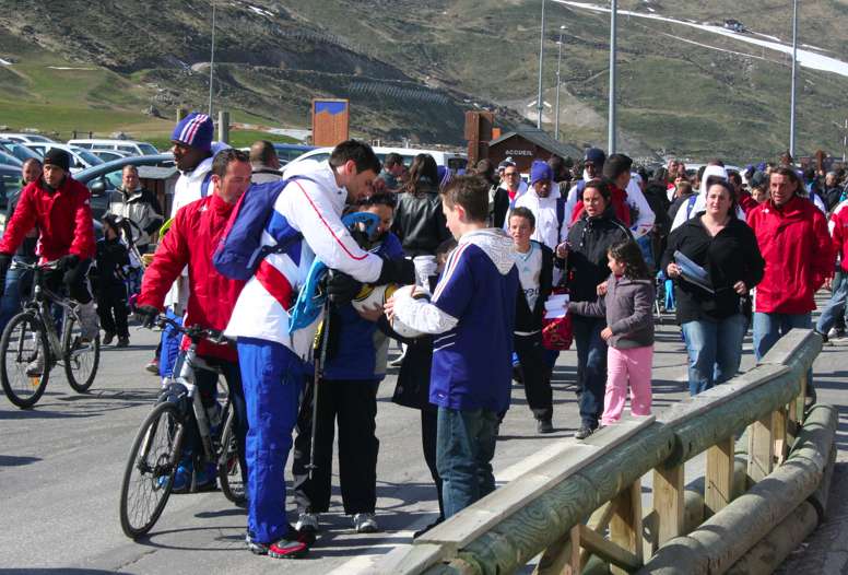 Photo : Session dédicaces pour Lloris