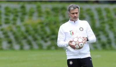 Van Gaal encense Mourinho