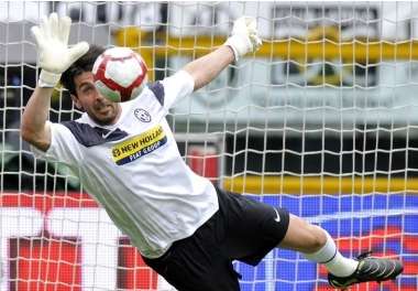 Juventus : Buffon restera