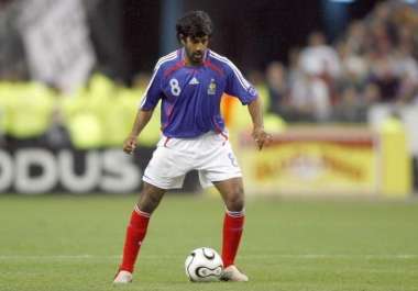 Vikash Dhorasoo et le 433